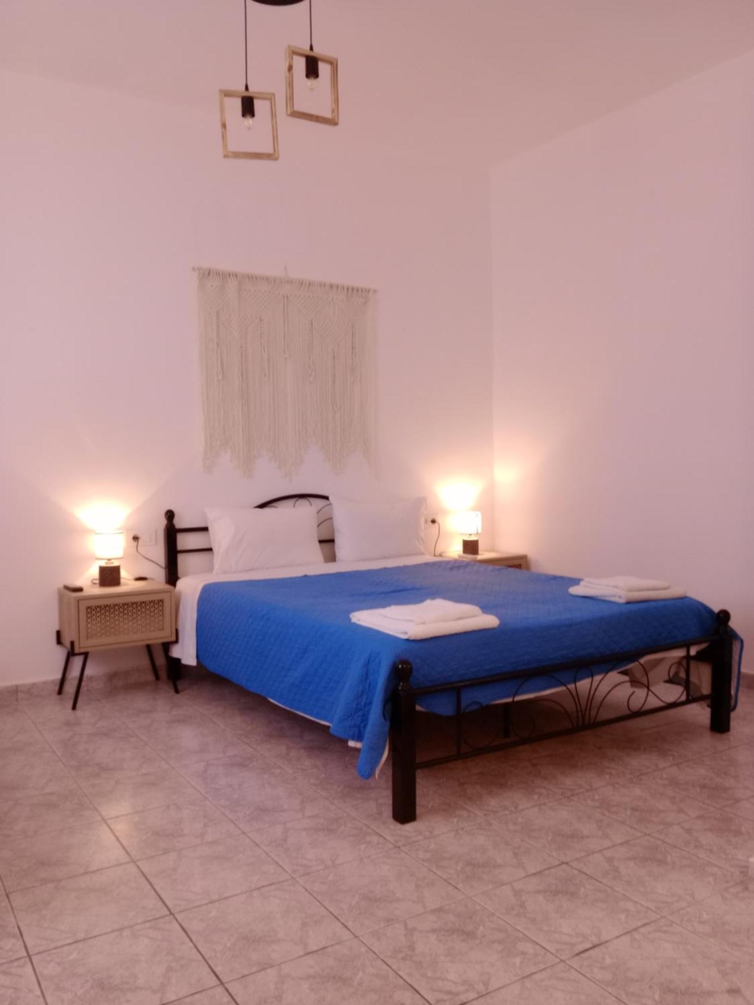 Meltemi Rooms And Studios Anafi Exterior photo